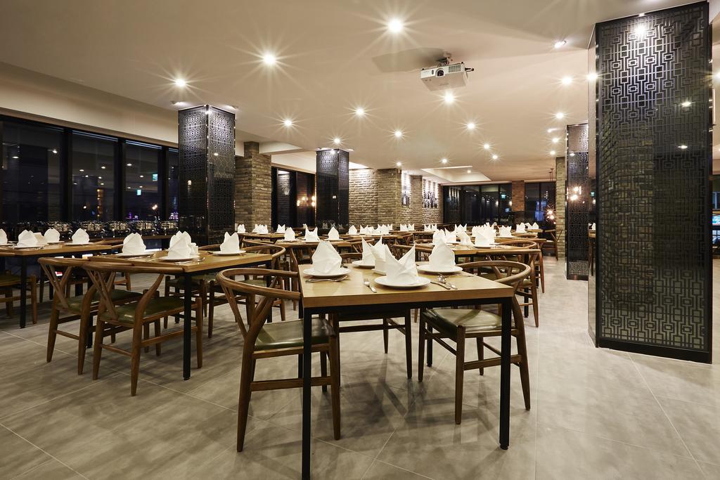 Urban Island 4*