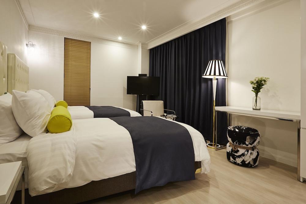 Urban Island Hotel Jeju